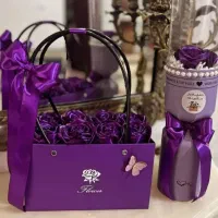 دسته گل و باکس گل روبانی