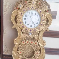 ساعت دیواری سلطنتی