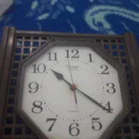 ساعت دیواری نو با موتور اصل ژاپن با یک سال ضمانت