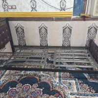 دوتا تخت یک نفره سالم وتمیز