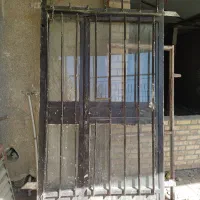 درب پذیرایی فلزی آهنی  مناسب باغ و روستا