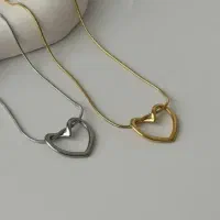 گردنبند|بدلیجات|فومن, |دیوار