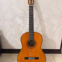 گیتار کلاسیک Yamaha C70 در حد آکبند + هاردکیس