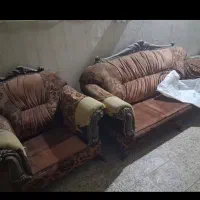 مبل چوبی.