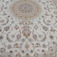 یک جفت فرش دستباف نایین ۱۲ متری با سه رنگ ابریشم
