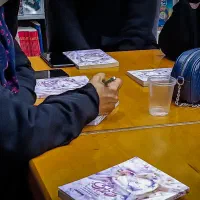 چایی با کتاب خیلی میچسبه
