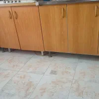 تعدادی در کابینت وصفحه کابینت