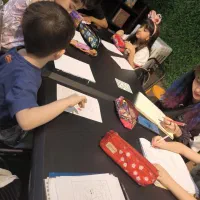 برگزاری کلاس های هنری برای کودکان و نوجوانان