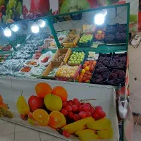 کلیه لوازم میوه فروشی یکجا بفروش میرسد