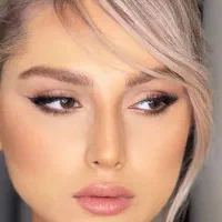 میکاپ ارتیست اماده همکاری با سالن ها