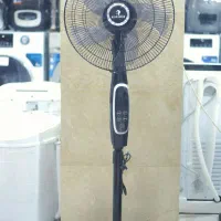 پنکه ایستاده