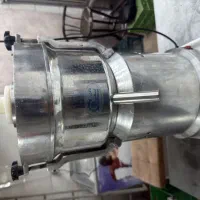دوعددابمیوه گیری