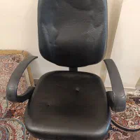 صندلی اداری کارکرده (ورق بزنید )