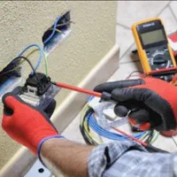 برق کش ساختمان هستم