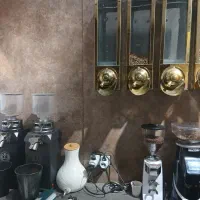 فروشنده  قهوه و محصولات پودری