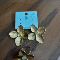 گوشواره و انگشتر