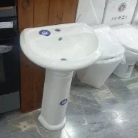 روشویی چینی با پایه