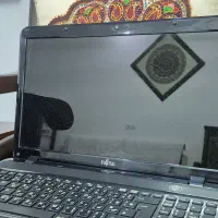 لپتاپ فوجیتسو قدیمی
