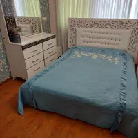 سرویس خواب بزرگسال بهمراه چند وسایل چوبی دیگر