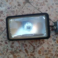 چراغ پروژکتوری