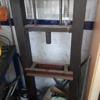 دستگاه پرس