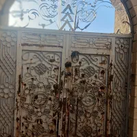 درب حیاط و گاراجی