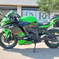 کاوازاکی نینجا چهار سیلندر zx25rr