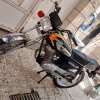 موتور سیکلت هیرمند