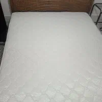 تخت دونفره باخوشخواب درحد نو