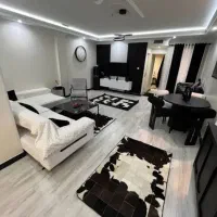۶۱متر/فول امکانات/خوش نقشه/روبه آفتاب/سرمایه گذاری