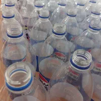 بطری نوشابه خانواده