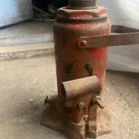 جک تریلی ۱۶ تن