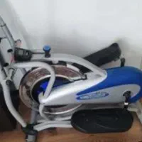 دستگاه دوچرخه ثابت یا اسکی فضایی