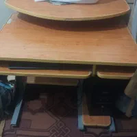 میز کامپیوتر