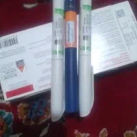 انسولین دوتا سفید یکی نارنجی
