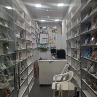 دکور کامل مغازه در حد نو