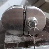 ۳ عدد قفل کتابی و ۱ عدد قفل درب شیشه ای