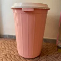 یکسری وسایل پلاستیکی کاربردی