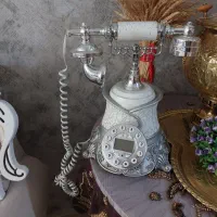تلفن رو میزی