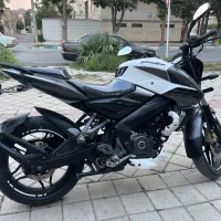 Ns۲۰۰|موتورسیکلت|همدان, |دیوار