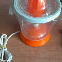 ابمیوه گیری برقی اب مرکبات