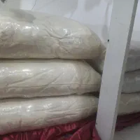 بالشت نونو برای فروش در مغازه هست
