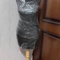 مانکن پایه چوبی و وسایل مغازه