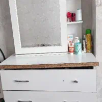 میز آرایش  آینه کشویی