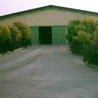 کارگر ساده و برقکار و تکنسین آزمایشگاه