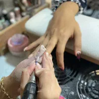 آموزش تخصصی ناخن با استخدام