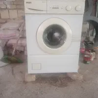 یک عدد لباسشویی پارس