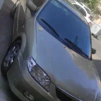 مزدا 323fl تیپ۳ مدل 83 با سانروف و اینه برقی