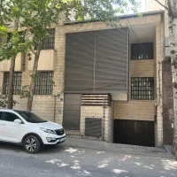 نیاوران بهترین فرعی500 متر زمین ۶۰۰ متربنا بقیمت