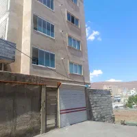 فروش واحد مسکونی صد متری دوکمال کوی آزادگان
